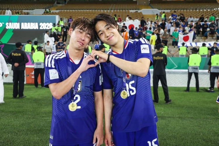 德尚：姆巴佩起步很早但不认为会踢到40岁，他已是梅罗那样的球星